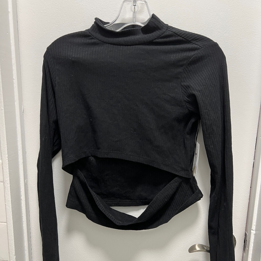 Black cutout top